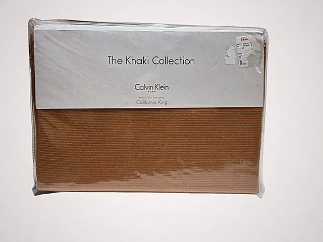 Calvin Klein Khaki Collection Cord Weave Bittersweet California King Bedskirt