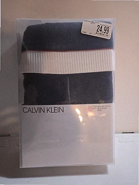 Calvin Klein Modern Cotton Ryan Sham Pair, King, Navy - MSRP $40.00 (NEW)