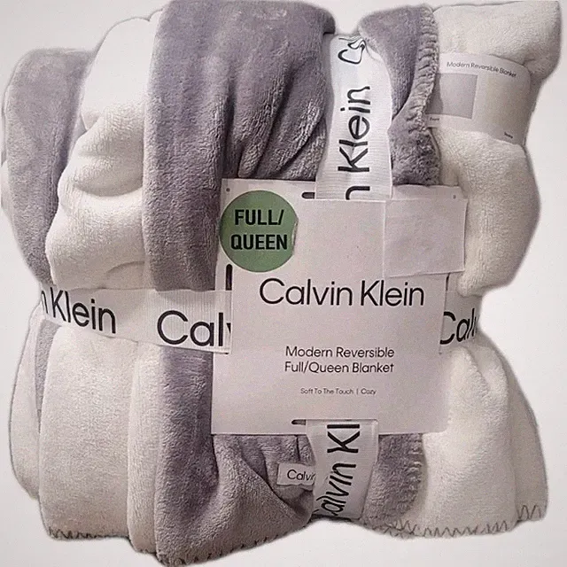CALVIN KLEIN Modern Reversible Gray White Queen Soft Fleece Blanket 90 X 90