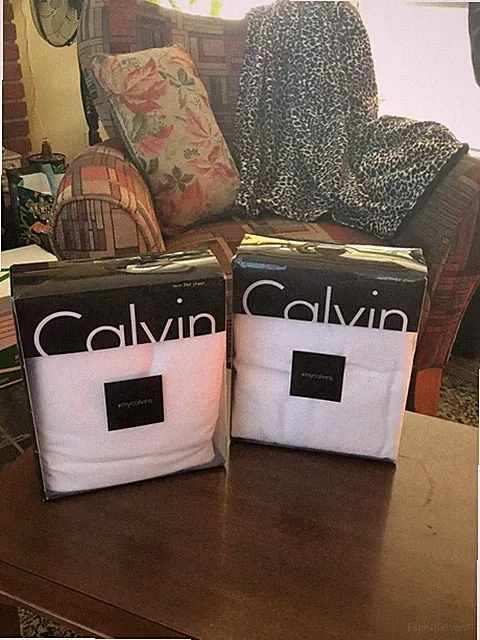 Calvin Klein Original Modern Cotton Sheet Set Twin Flat & Fitted White