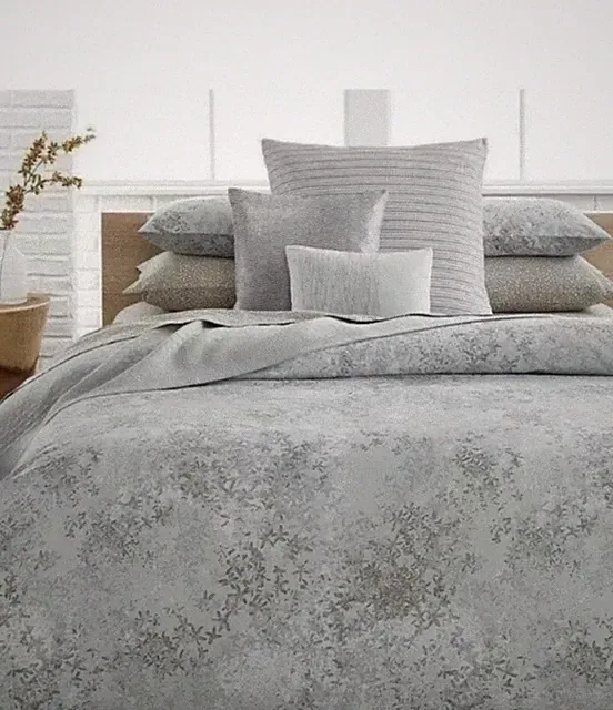 Calvin Klein Presidio Queen Comforter+Two Standard Shams.New!