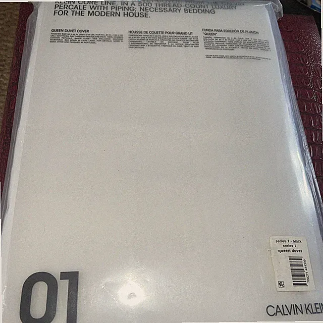 CALVIN KLEIN Queen Duvet Cover Series 01 White Black 500 tc Cotton Percale New