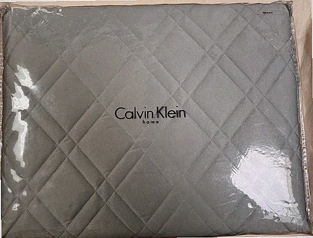 NIP CALVIN KLEIN HOME MINT QUEEN SIZE QUILT